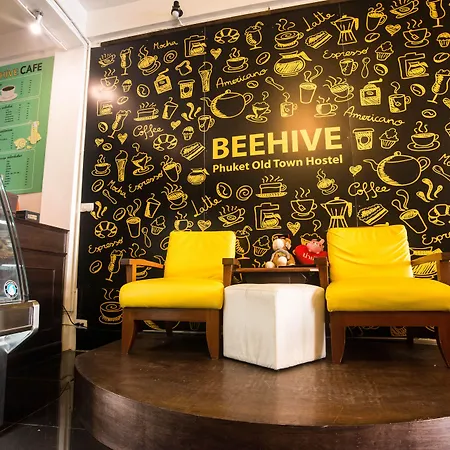Beehive Phuket Old Town Hostel-3