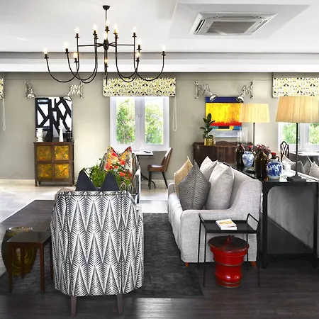 Franschhoek Boutique Hotel - Lion Roars Hotels & Lodges-3