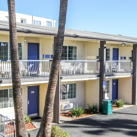 Motel 6 San Diego, Ca Airport Harbor-2