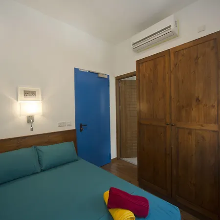 Marco Polo Party Hostel-2
