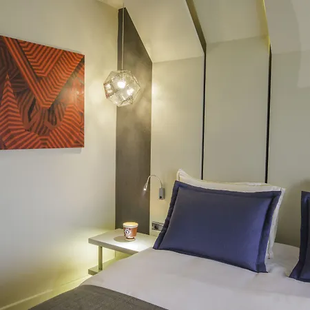 Maroon Hotel Pera-3