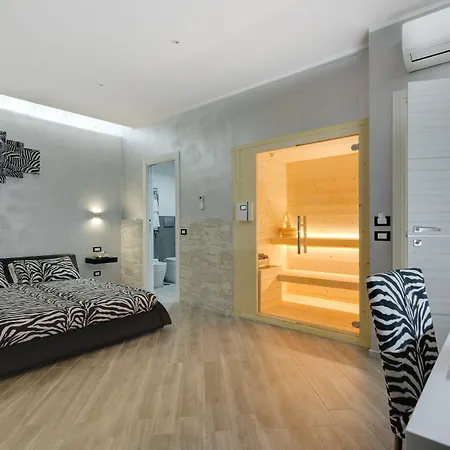 Excellence Suite-2