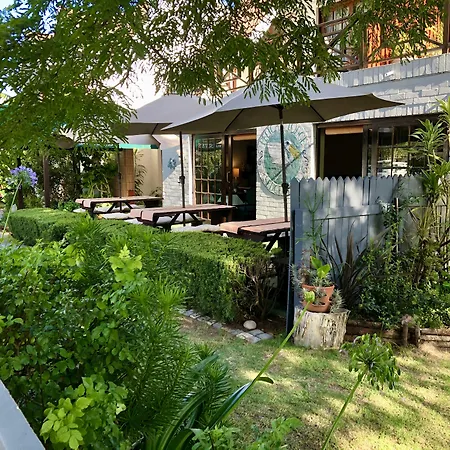 Pelican Lodge Guesthouse-2