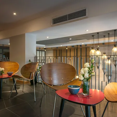 Bespoke Trendy Hotel Hanoi-2