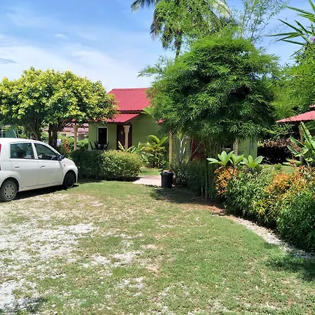 Motel Aurora Damai-3