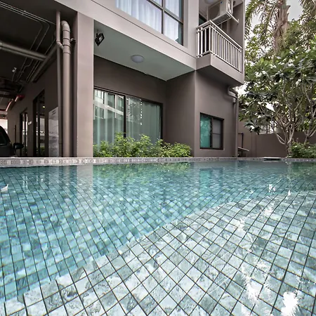 Like Sukhumvit 22-3