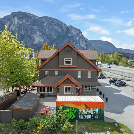 Squamish Adventure Inn-3