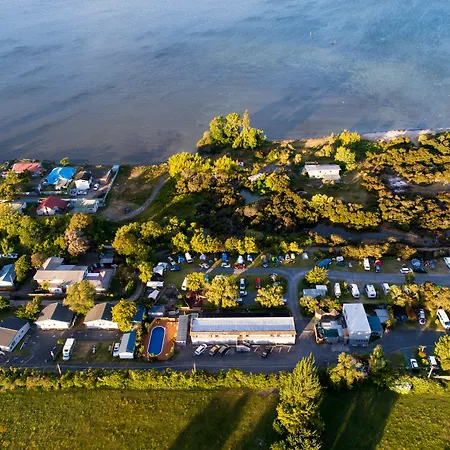 Cosy Cottage Thermal Holiday Park-3