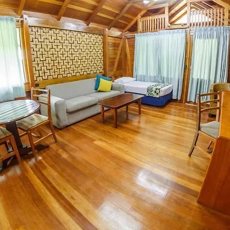 Kokopo Beach Bungalow Resort-2