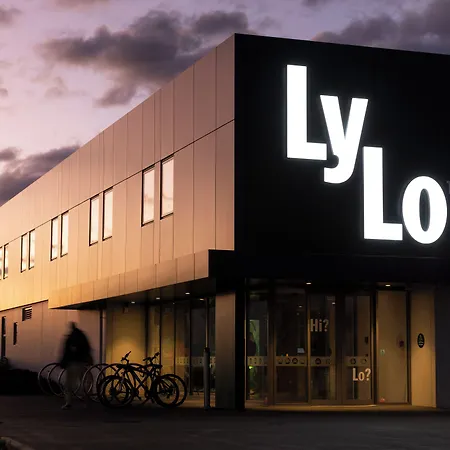 Lylo Christchurch Airport-2