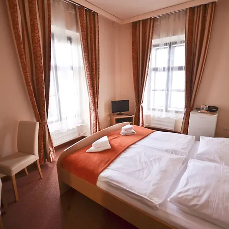 Hotel Paradies-2