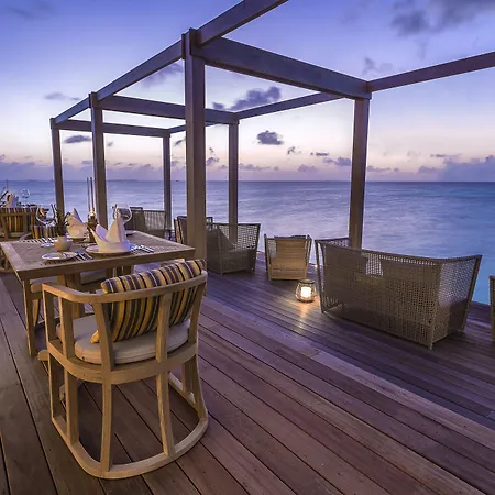 Hurawalhi Island Resort-3