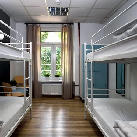 Warsaw Hostel Centrum Private Rooms & Dorms-2
