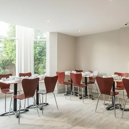 Mowbray Court Hotel-3