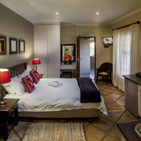 Lalapanzi Guest Lodge-2