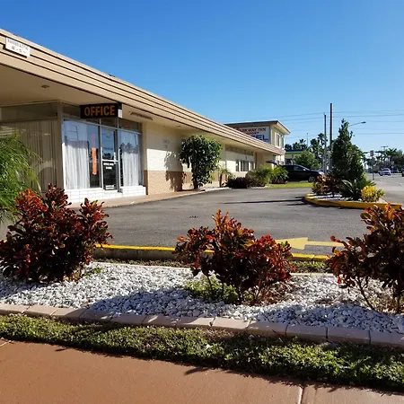 Parkway Inn-2