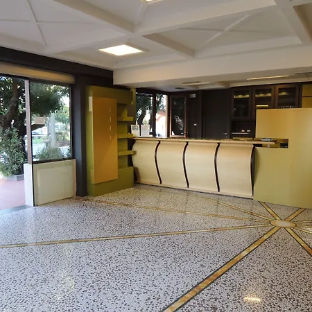 Hotel Zeus-2