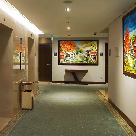 Central Palace Hotel-2
