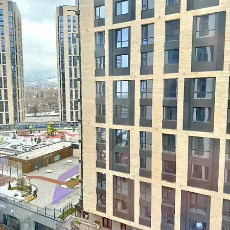 Apartment With Moutain View-3
