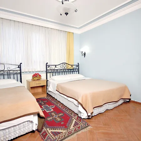 Side Hotel-2