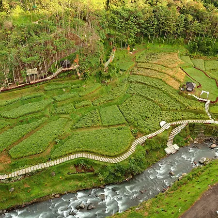 Le Eminence Puncak Hotel Convention & Resort-2