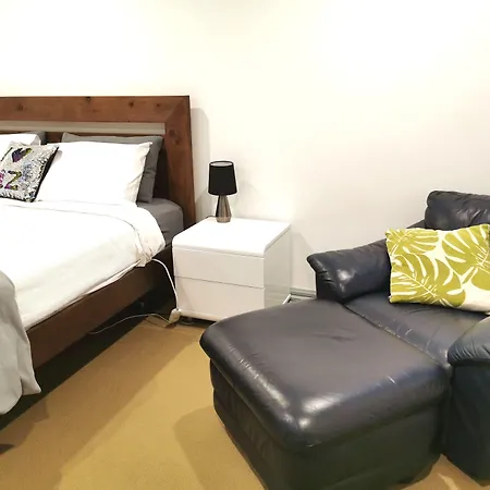 Lush & Co Auckland Bed & Breakfast-2