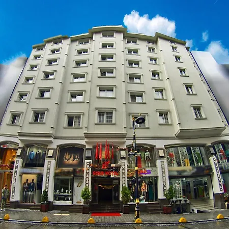 Gold Hotel-3