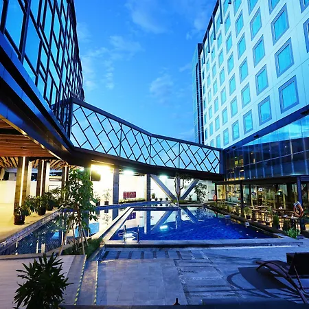 Holiday Inn Bandung Pasteur By Ihg-3