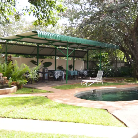Livingstone Lodge-2