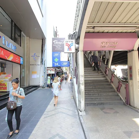 Pula Silom-3