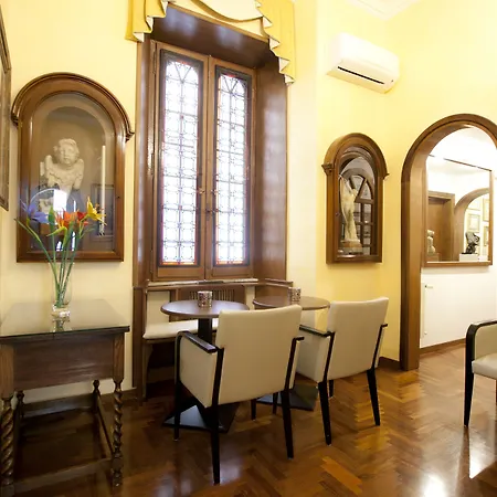 Guesthouse Borromeo Roma-2