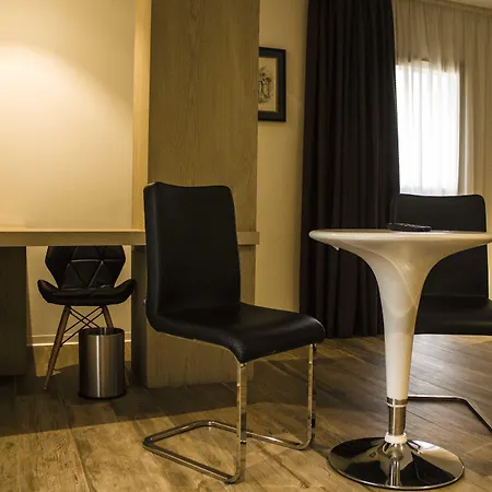 Sv Chrome By Aj Boutique Hotel-3