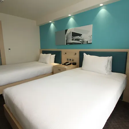 Hampton By Hilton London Excel-3