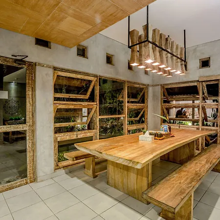Lokal Bali Hostel-3