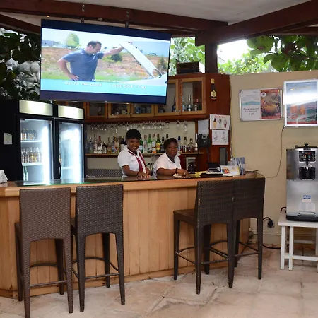 Elite Hotel Haiti-3