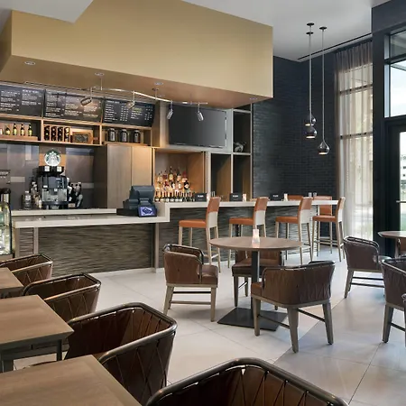 Courtyard By Marriott Phoenix Downtown-2
