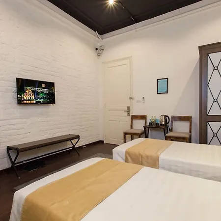 Luxury Backpakers Hotel-3