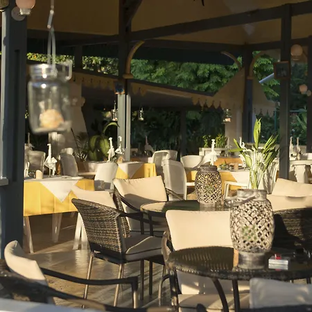 Auberge D'Anse Boileau & Restaurant Chez Plume-3