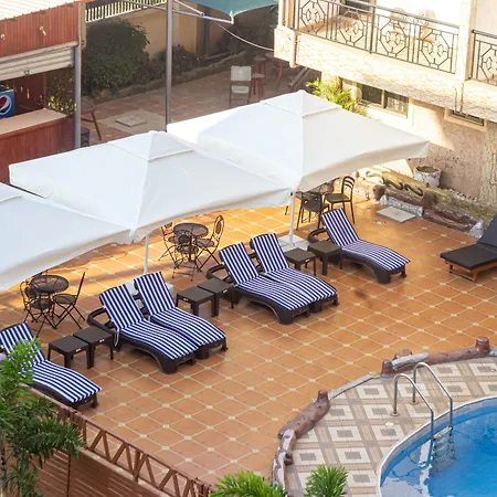 Lou Ralph Hotel-2