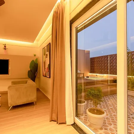 Bk Studio And Rooms Near Huda City Centre-2