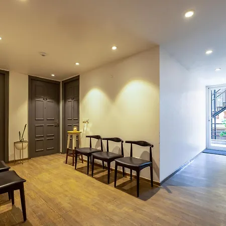 Bk Studio And Rooms Near Huda City Centre-3