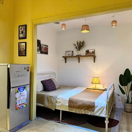 Heart Of Hoan Kiem Studio Affordable Cozy Train Cafe Center Hoan Kiem For 3Pax-3