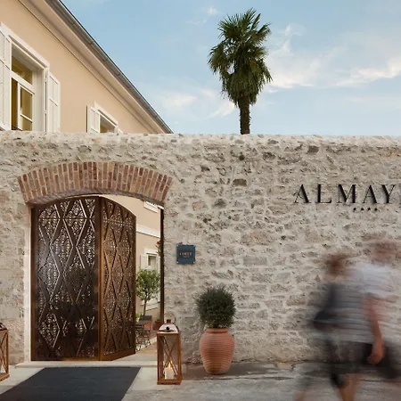 Almayer Art & Heritage Adults Only Hotel And Dependance Rooms-3