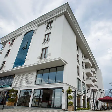 White House Hotel-2