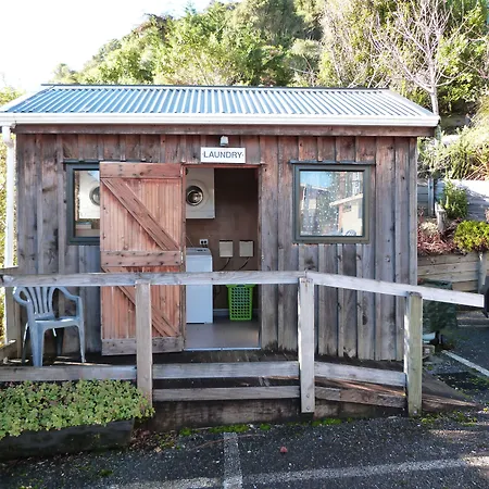 Sundowner Motel-3