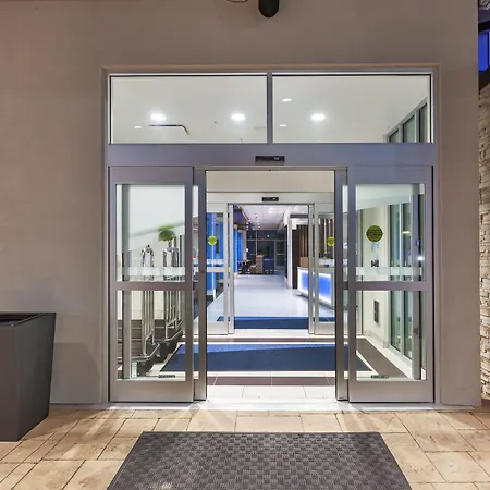 Holiday Inn Express & Suites Tulsa South - Woodland Hills By Ihg-2
