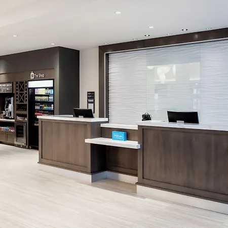 Hilton Garden Inn Winnipeg South-2