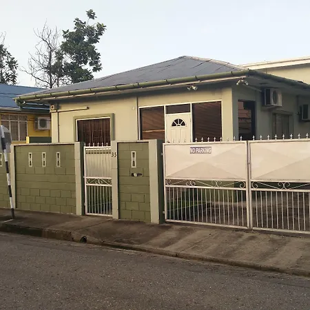 Woodbrook On The Avenue-2