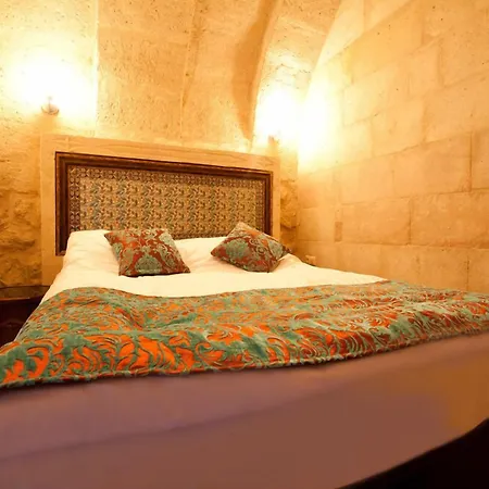 Monte Cappa Cave House-3