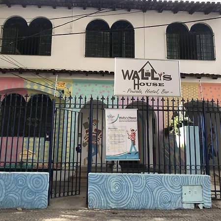 Wally'S House Hostel-3